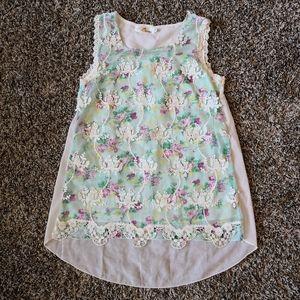 NWOT Floral Flowy Blouse Top